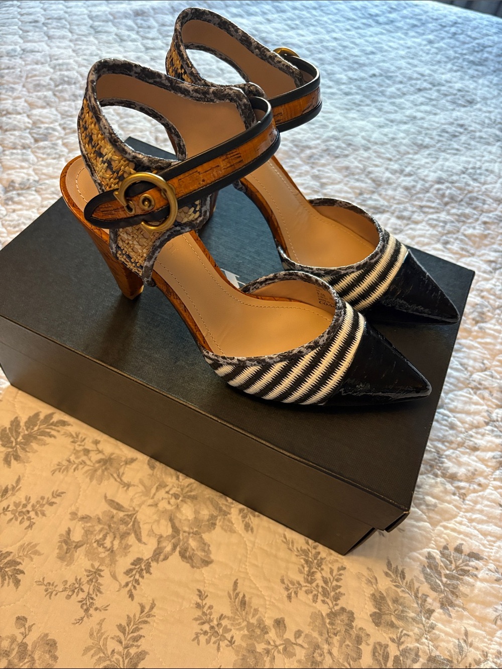 Coach Wren Woven Pump